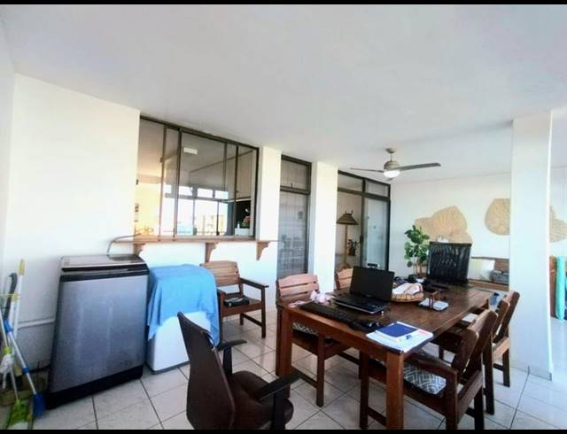 3 BEDROOM APARTMENT FOR SALE IN MARGATE BEACH
